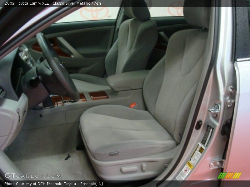 Classic Silver Metallic / Ash 2009 Toyota Camry XLE