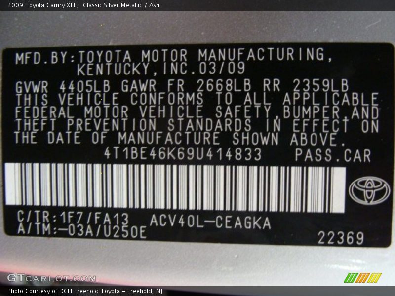 Classic Silver Metallic / Ash 2009 Toyota Camry XLE
