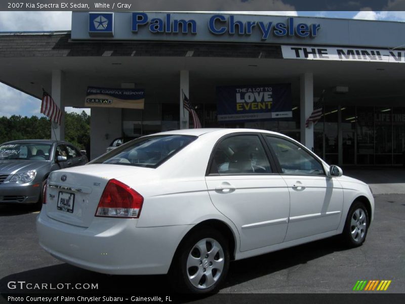 White / Gray 2007 Kia Spectra EX Sedan