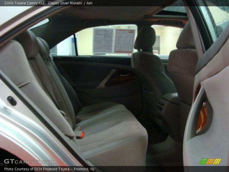 Classic Silver Metallic / Ash 2009 Toyota Camry XLE