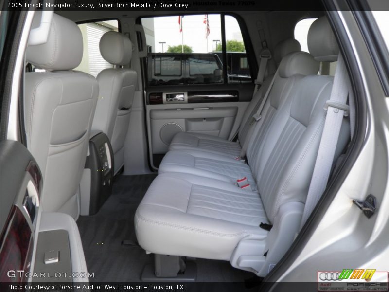 Silver Birch Metallic / Dove Grey 2005 Lincoln Navigator Luxury