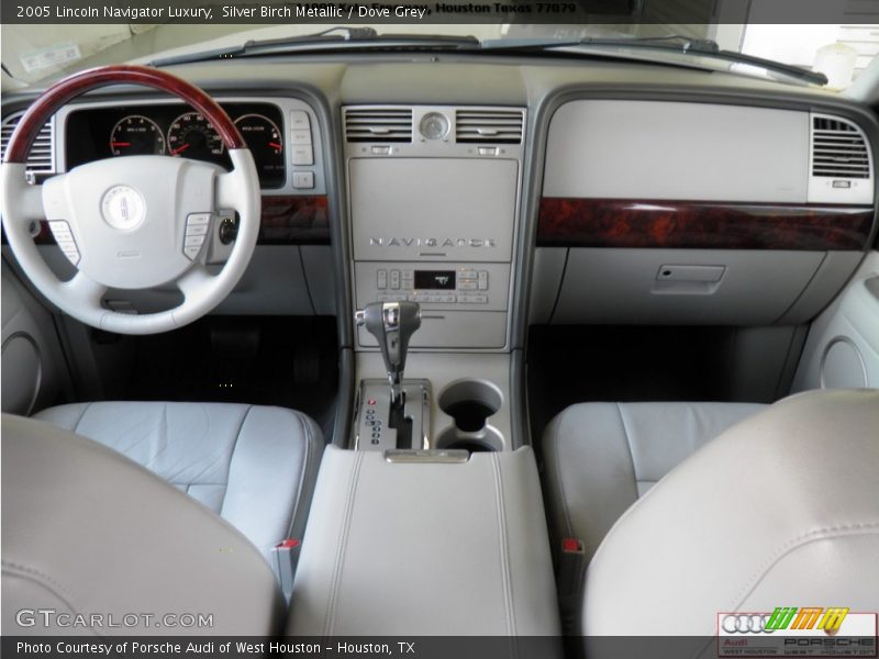Silver Birch Metallic / Dove Grey 2005 Lincoln Navigator Luxury