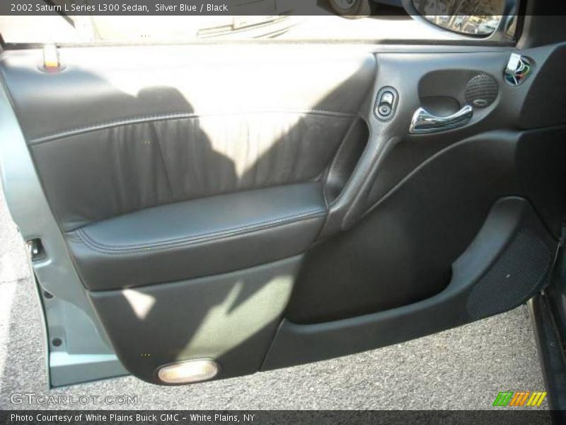 Silver Blue / Black 2002 Saturn L Series L300 Sedan