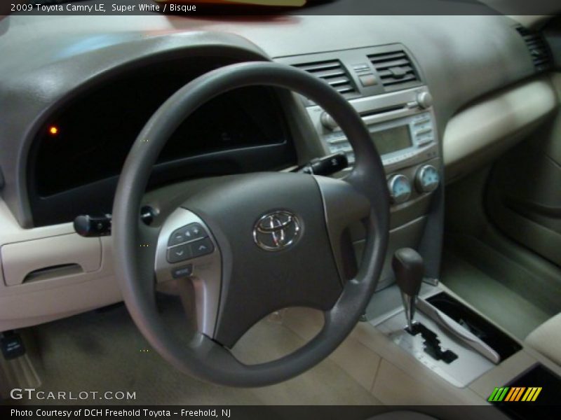 Super White / Bisque 2009 Toyota Camry LE