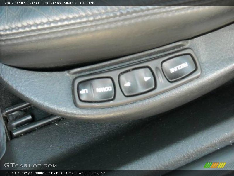 Silver Blue / Black 2002 Saturn L Series L300 Sedan