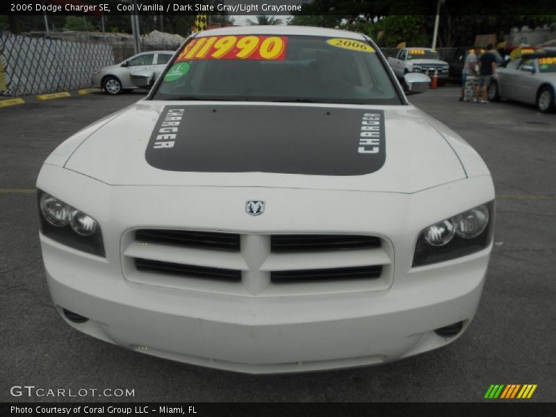 Cool Vanilla / Dark Slate Gray/Light Graystone 2006 Dodge Charger SE
