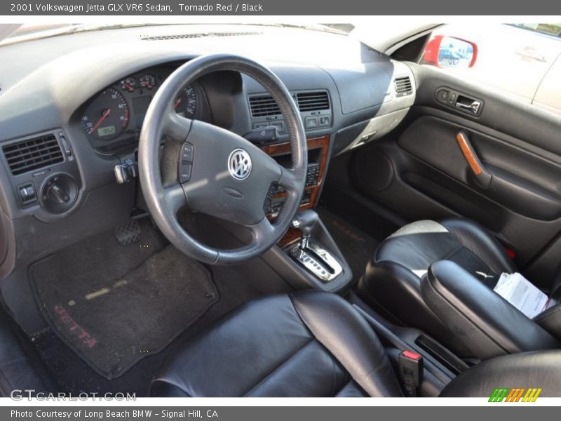 Tornado Red / Black 2001 Volkswagen Jetta GLX VR6 Sedan