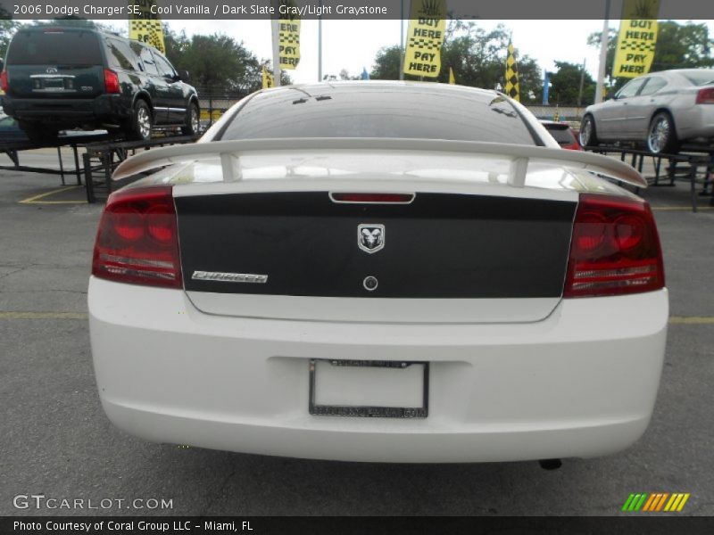 Cool Vanilla / Dark Slate Gray/Light Graystone 2006 Dodge Charger SE