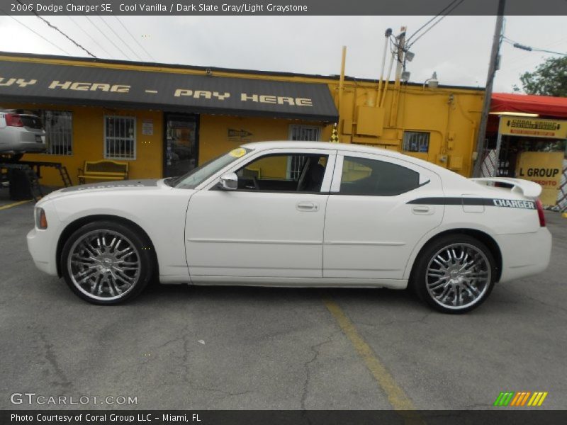 Cool Vanilla / Dark Slate Gray/Light Graystone 2006 Dodge Charger SE