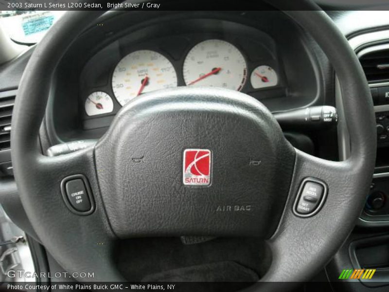 Bright Silver / Gray 2003 Saturn L Series L200 Sedan