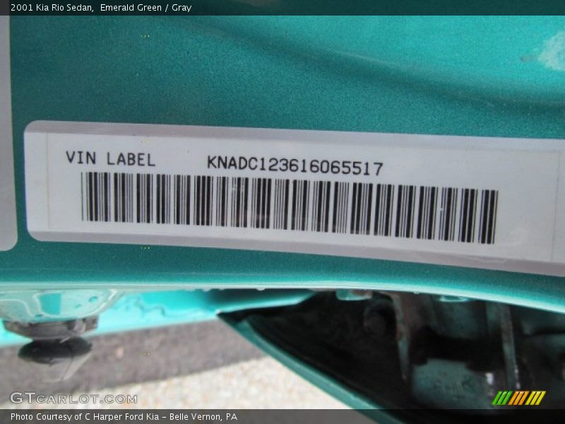 Emerald Green / Gray 2001 Kia Rio Sedan