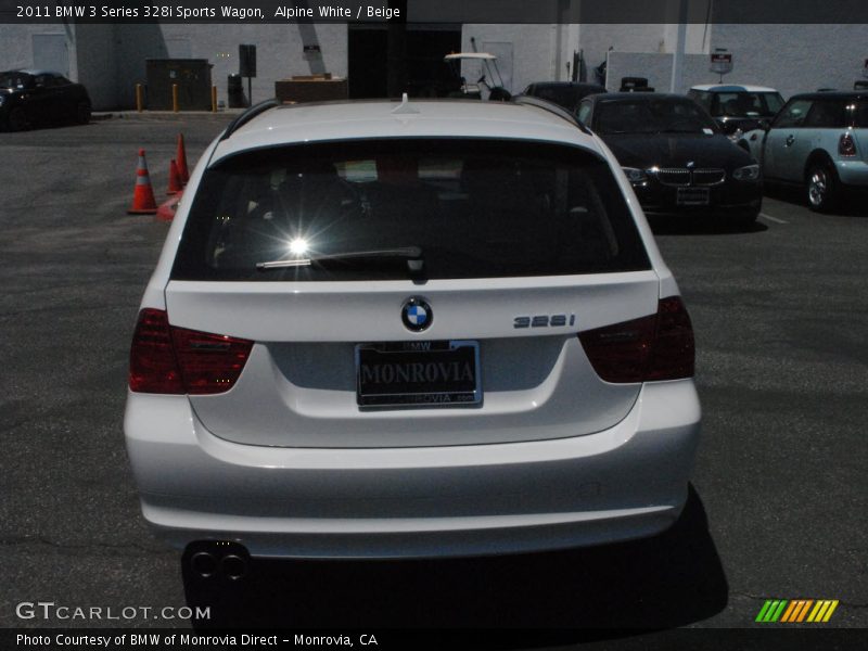 Alpine White / Beige 2011 BMW 3 Series 328i Sports Wagon