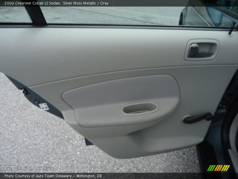 Silver Moss Metallic / Gray 2009 Chevrolet Cobalt LS Sedan