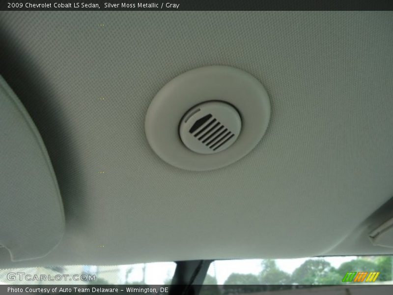 Silver Moss Metallic / Gray 2009 Chevrolet Cobalt LS Sedan