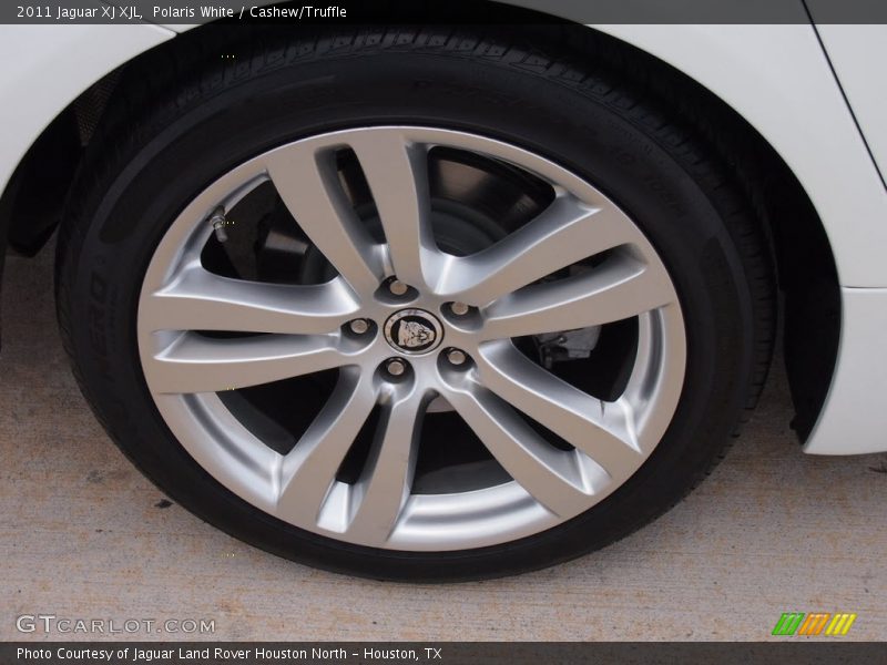 Polaris White / Cashew/Truffle 2011 Jaguar XJ XJL