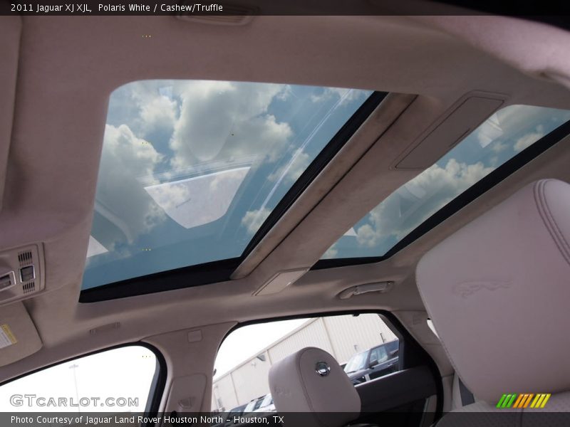 Polaris White / Cashew/Truffle 2011 Jaguar XJ XJL