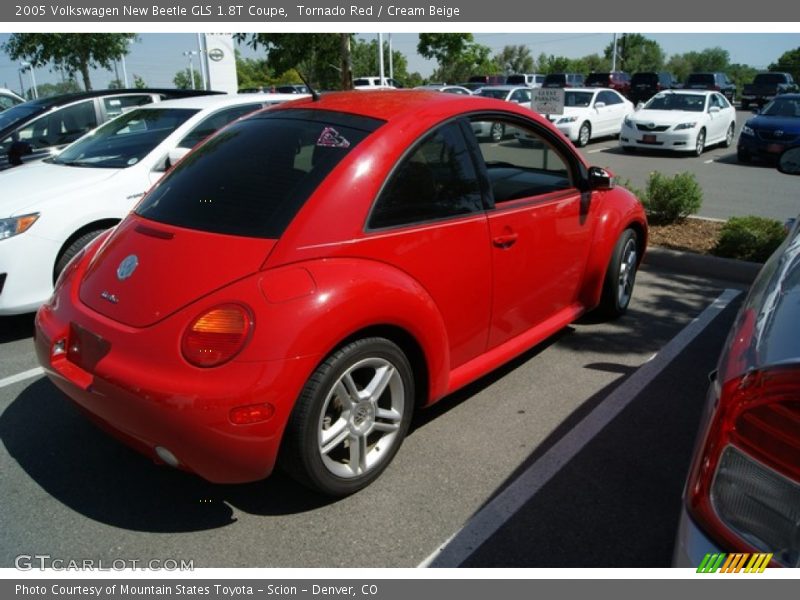 Tornado Red / Cream Beige 2005 Volkswagen New Beetle GLS 1.8T Coupe