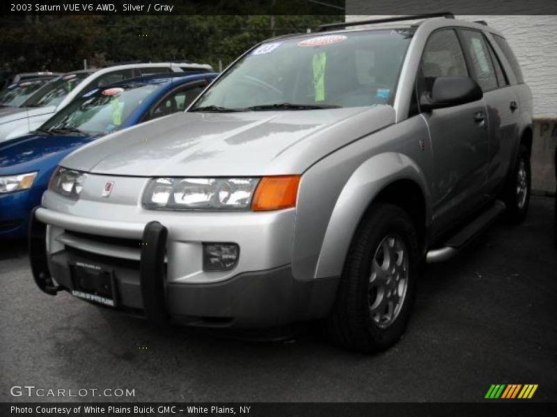 Silver / Gray 2003 Saturn VUE V6 AWD