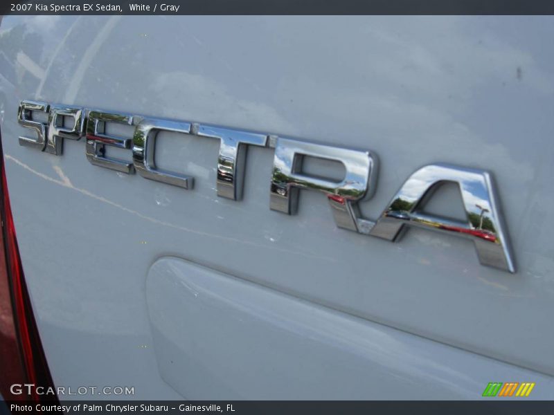 White / Gray 2007 Kia Spectra EX Sedan