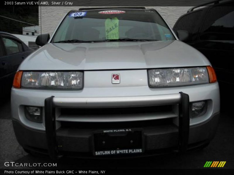Silver / Gray 2003 Saturn VUE V6 AWD