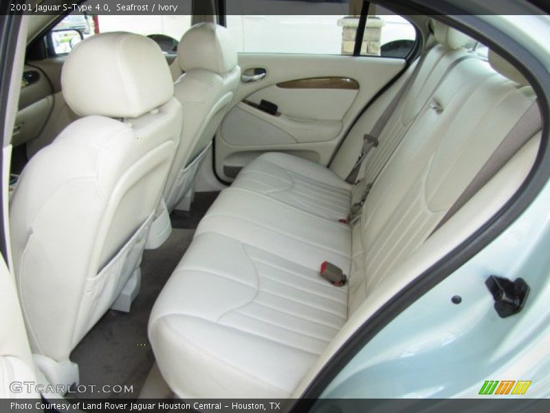 Seafrost / Ivory 2001 Jaguar S-Type 4.0