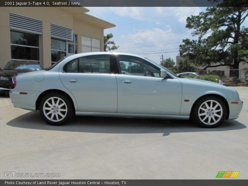 Seafrost / Ivory 2001 Jaguar S-Type 4.0