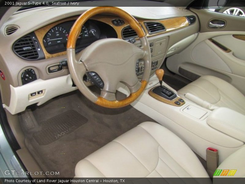 Seafrost / Ivory 2001 Jaguar S-Type 4.0