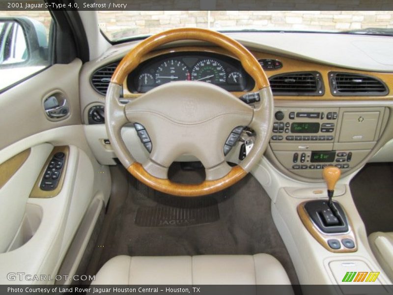 Seafrost / Ivory 2001 Jaguar S-Type 4.0