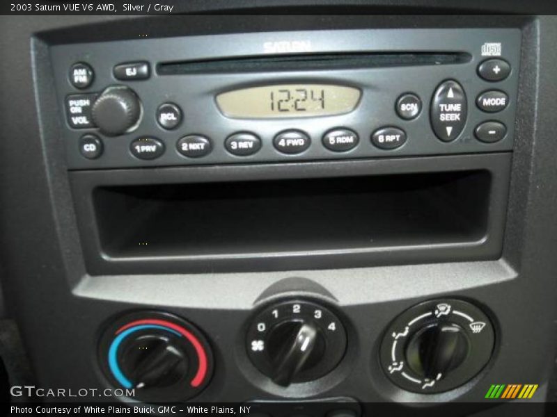 Silver / Gray 2003 Saturn VUE V6 AWD