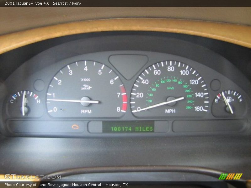 Seafrost / Ivory 2001 Jaguar S-Type 4.0