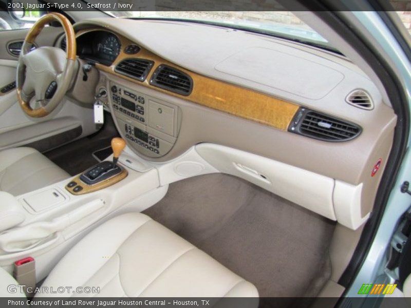 Seafrost / Ivory 2001 Jaguar S-Type 4.0