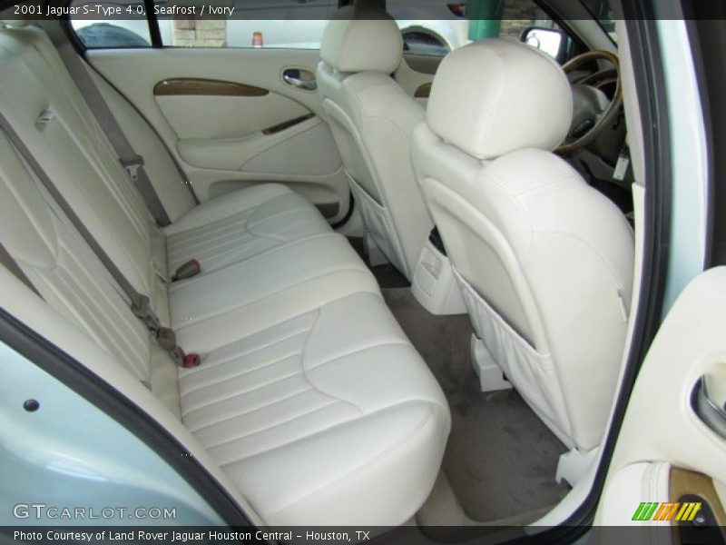 Seafrost / Ivory 2001 Jaguar S-Type 4.0