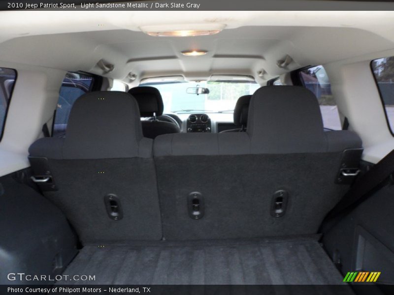 Light Sandstone Metallic / Dark Slate Gray 2010 Jeep Patriot Sport