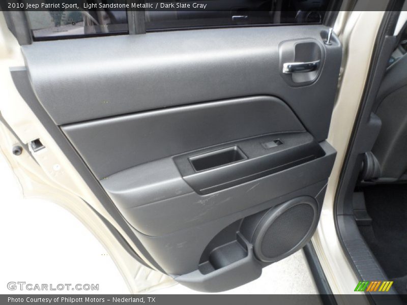 Light Sandstone Metallic / Dark Slate Gray 2010 Jeep Patriot Sport