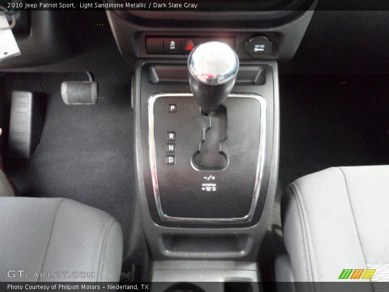 Light Sandstone Metallic / Dark Slate Gray 2010 Jeep Patriot Sport