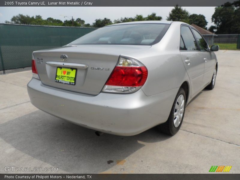 Lunar Mist Metallic / Gray 2005 Toyota Camry LE