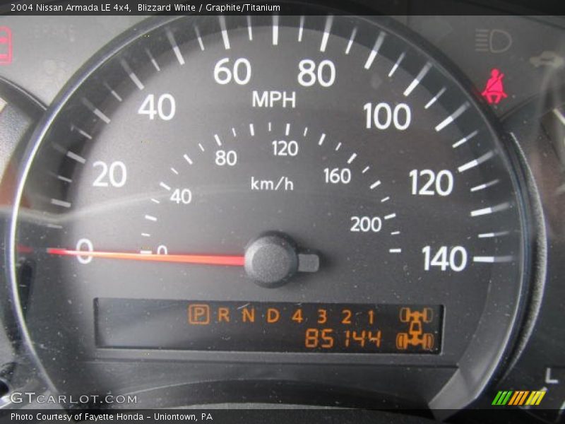 Blizzard White / Graphite/Titanium 2004 Nissan Armada LE 4x4