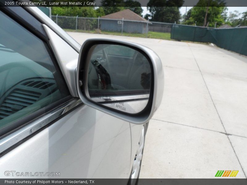 Lunar Mist Metallic / Gray 2005 Toyota Camry LE