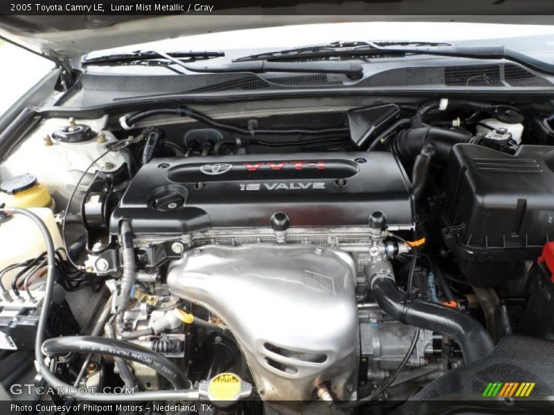 Lunar Mist Metallic / Gray 2005 Toyota Camry LE