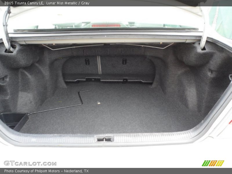 Lunar Mist Metallic / Gray 2005 Toyota Camry LE