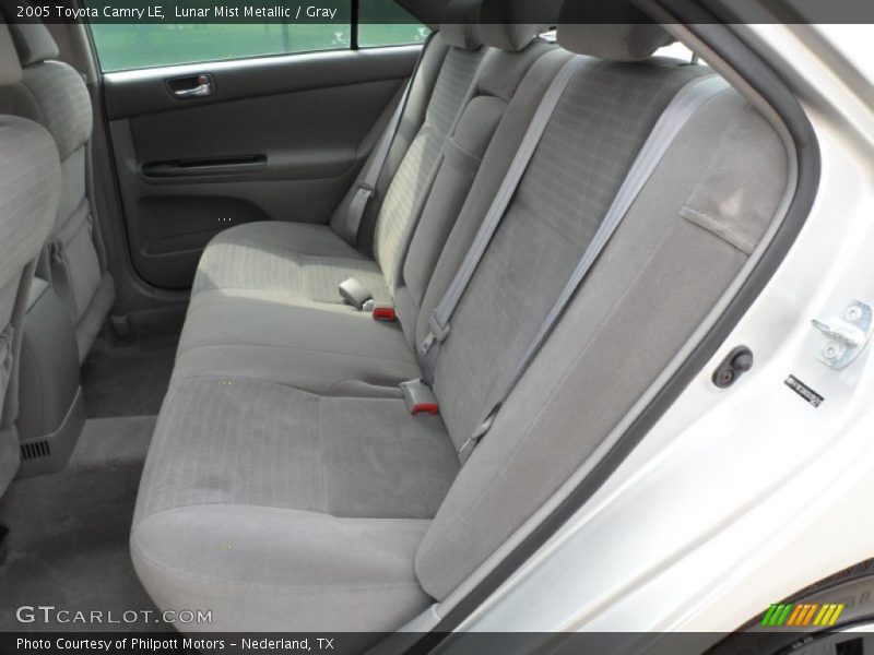 Lunar Mist Metallic / Gray 2005 Toyota Camry LE