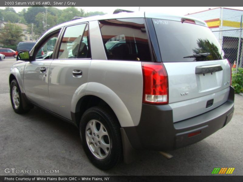 Silver / Gray 2003 Saturn VUE V6 AWD