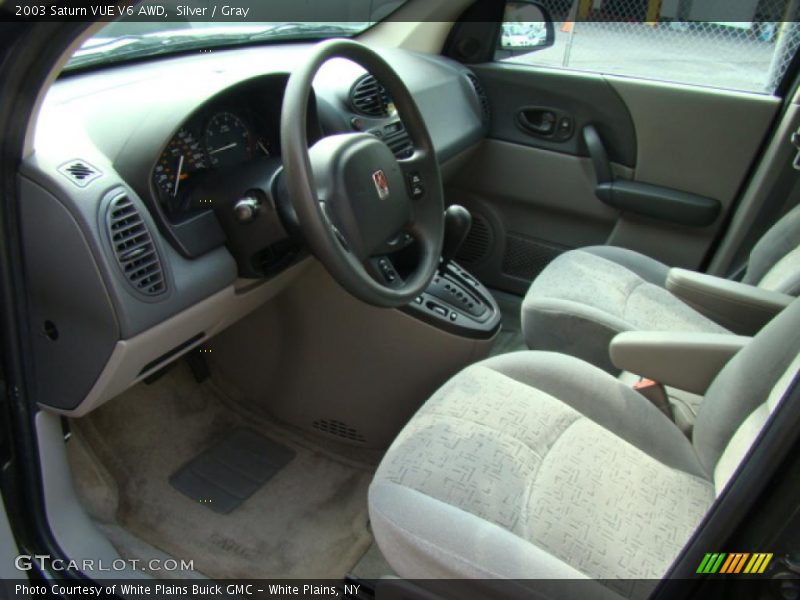 Silver / Gray 2003 Saturn VUE V6 AWD