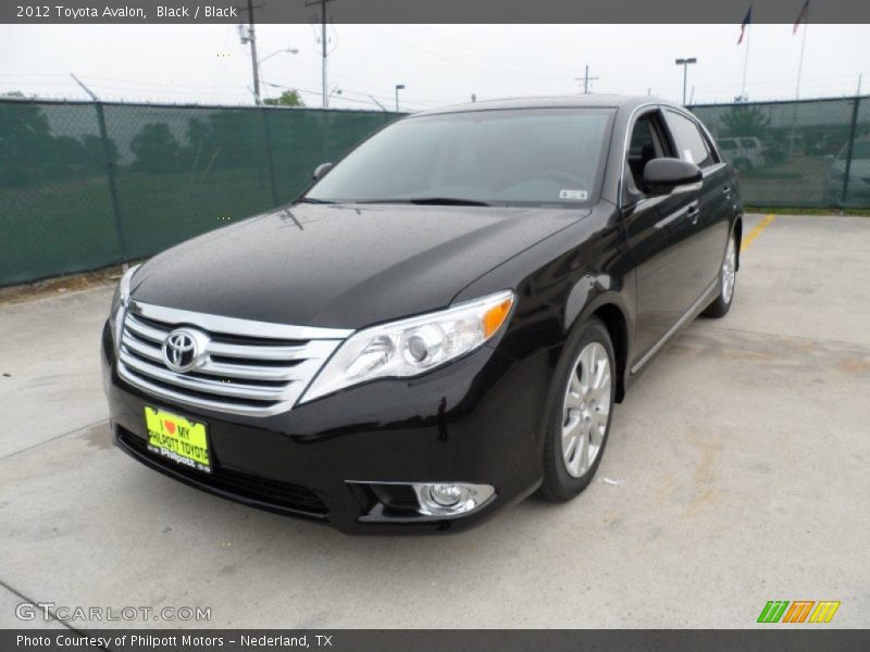 Black / Black 2012 Toyota Avalon