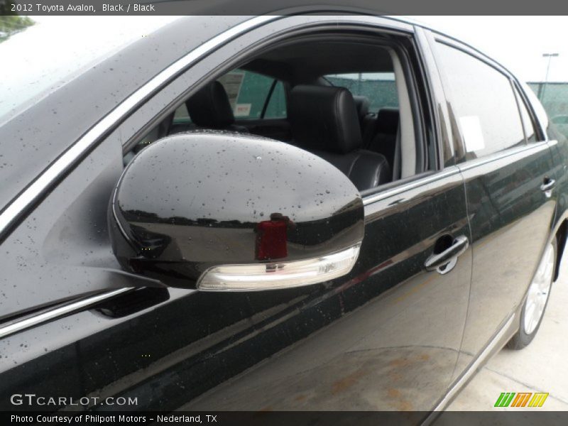 Black / Black 2012 Toyota Avalon