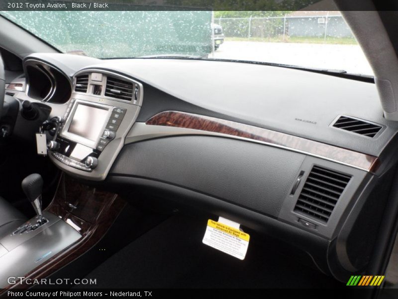Black / Black 2012 Toyota Avalon