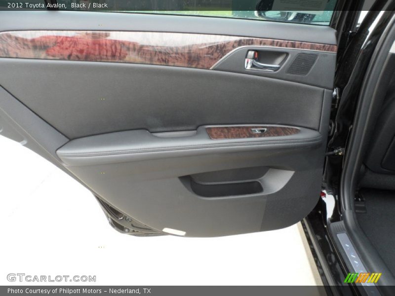 Black / Black 2012 Toyota Avalon