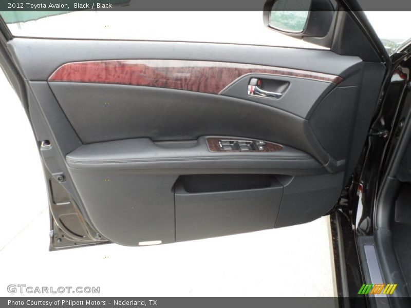Black / Black 2012 Toyota Avalon