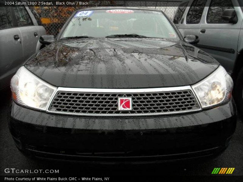 Black Onyx / Black 2004 Saturn L300 2 Sedan