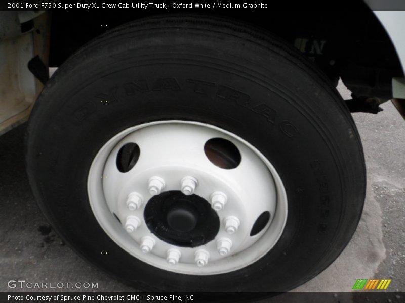  2001 F750 Super Duty XL Crew Cab Utility Truck Wheel